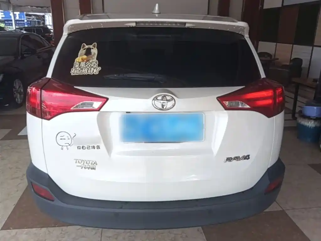 Toyota RAV4 Rongfang 2015 2.0L CVT 2WD Trend Edition фото 6