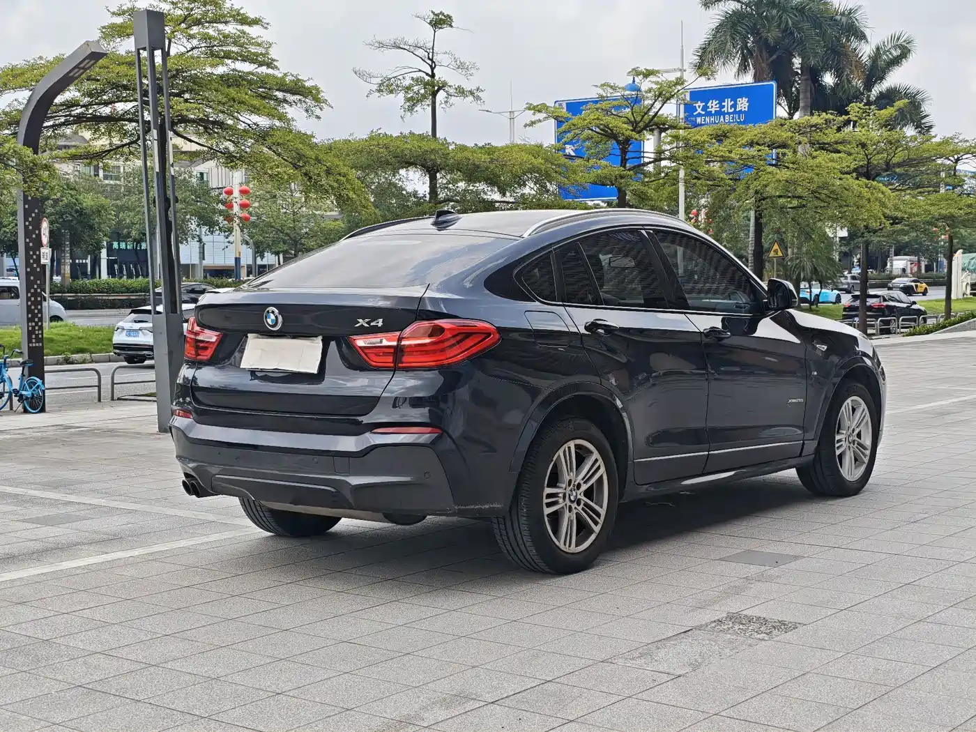 Photo 4 - BMW X4