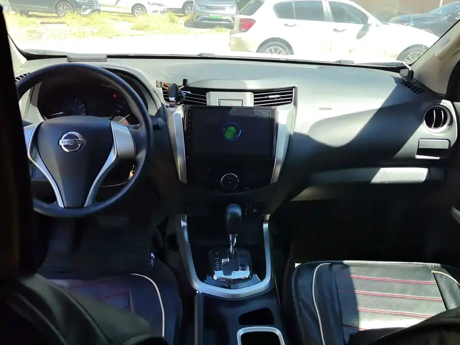 Nissan Navara 2019 2017 Model 2.5L Automatic 2WD Luxury QR25