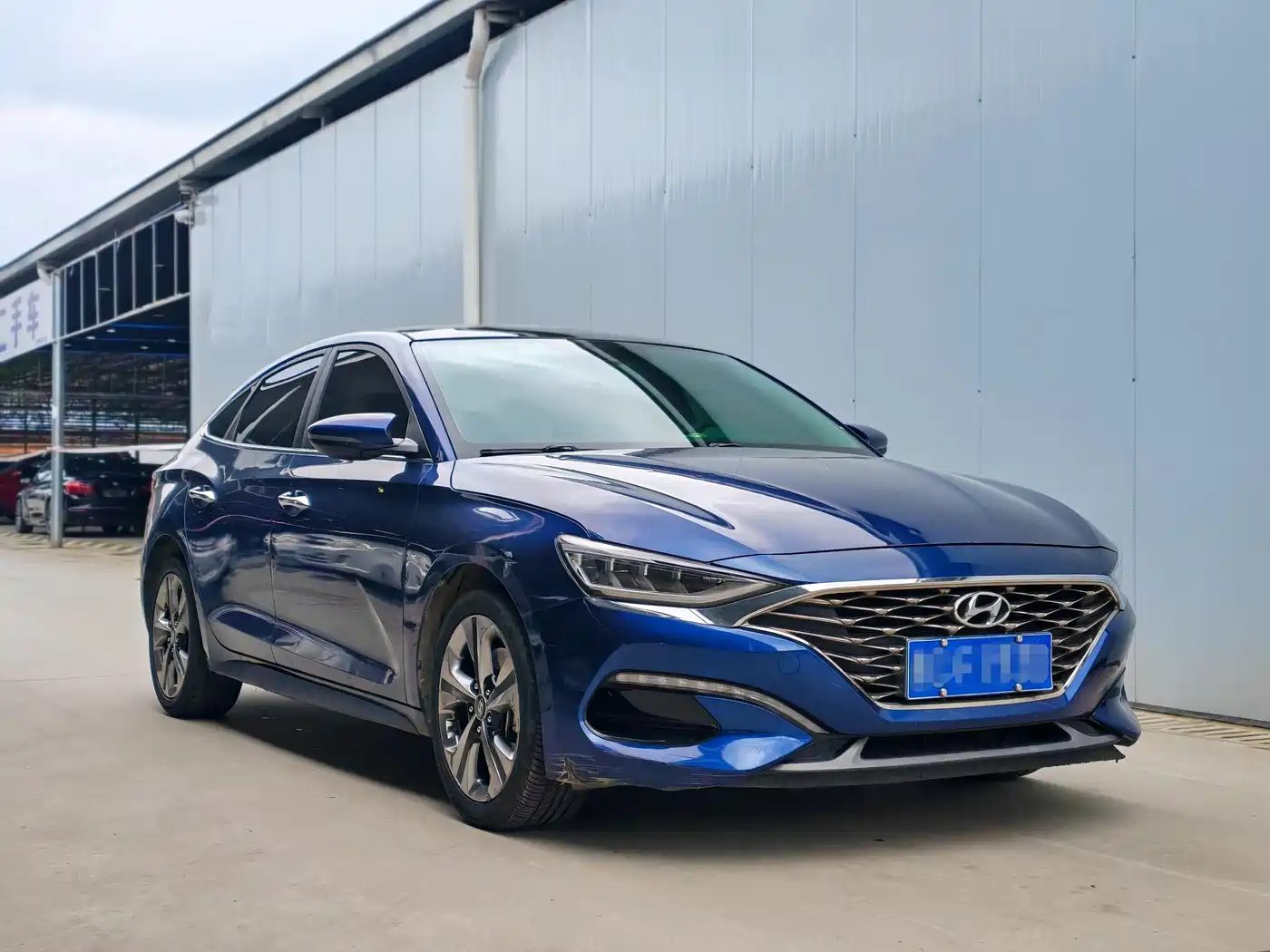 Hyundai Fista 2019 280TGDi Sport Edition China VI фото 2