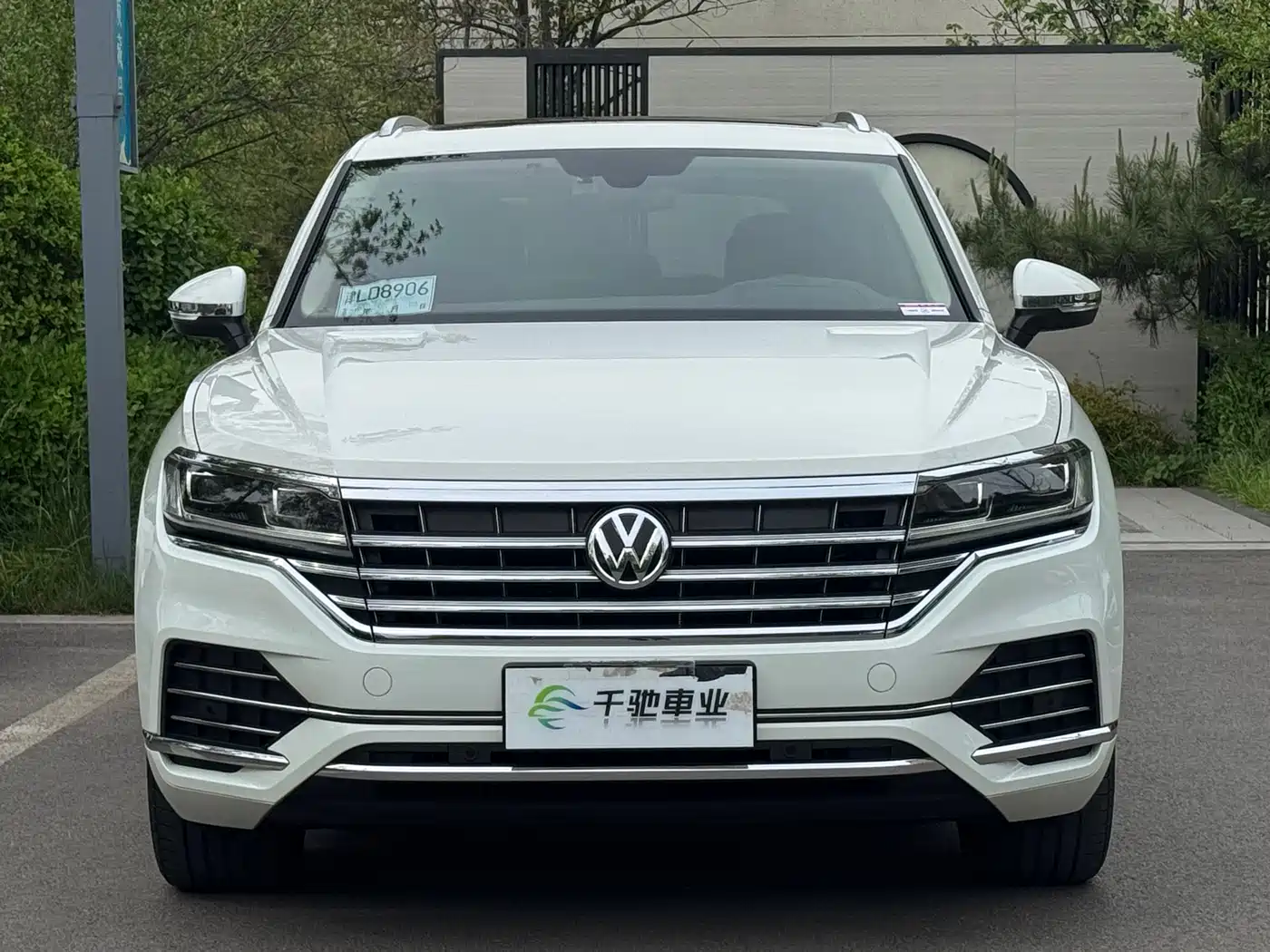 Volkswagen Touareg 2019 2.0TSI Sharp Wing Edition China VI фото 2