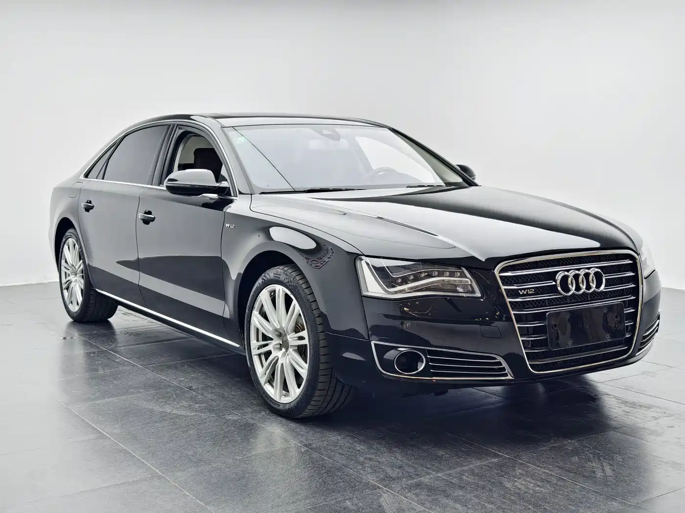 Audi A8 2013 A8L 6.3 FSI W12 quattro Flagship фото 3