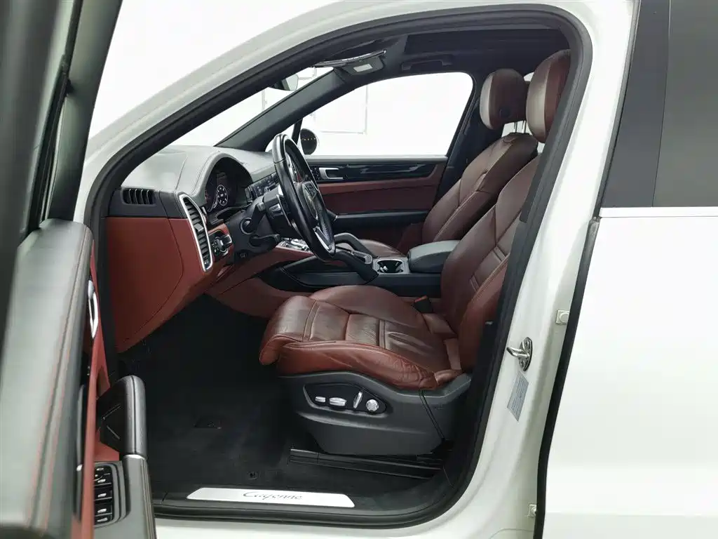 Porsche Cayenne 2018 Cayenne 3.0T фото 10