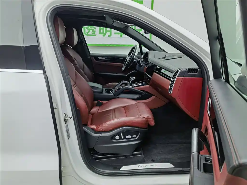 Porsche Cayenne 2018 Cayenne 3.0T фото 23