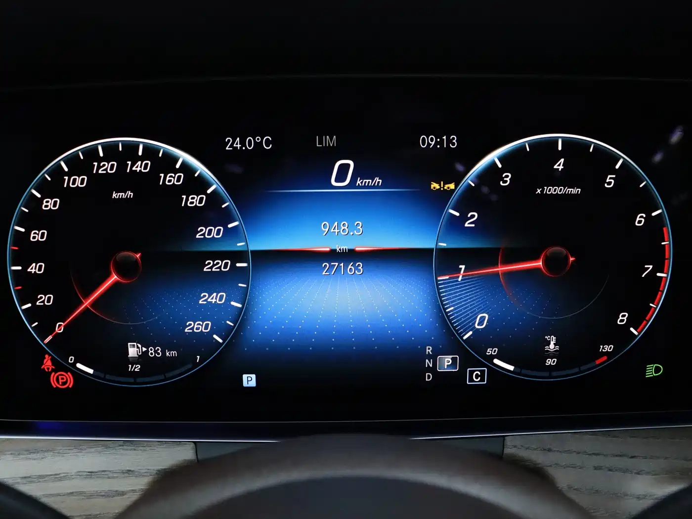 Mercedes-Benz E-Class 2021 E 300 L Fashion фото 17