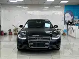 Photo 2 - Audi A8