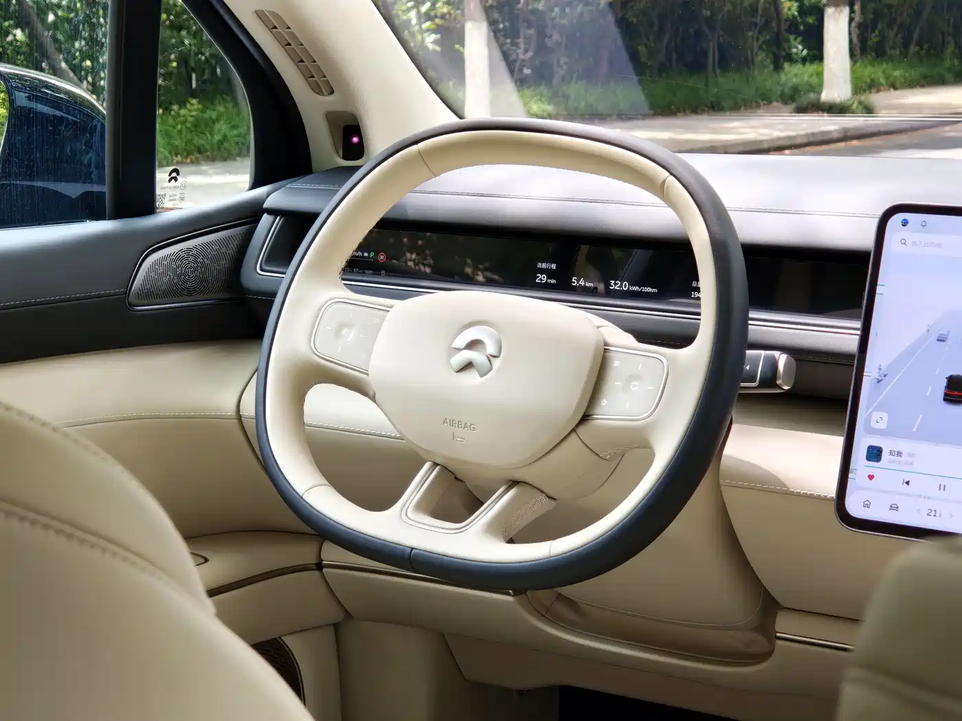 NIO ES8 2025 Model 6-Seat Executive Luxury Edition фото 4