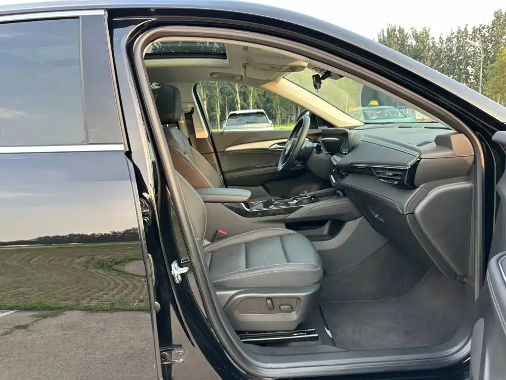 Buick Envision S 2025 2025 25T Premium Platinum Edition