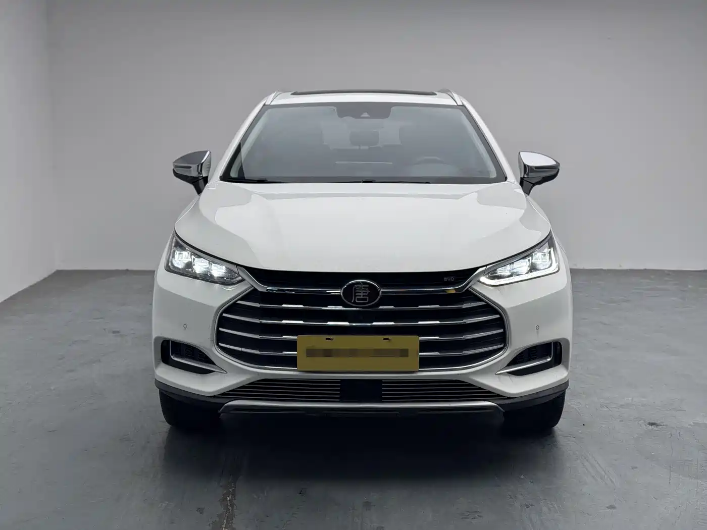 BYD Tang 2018 2.0T Automatic Smart Connection Honor Edition 7-Seater China V фото 2