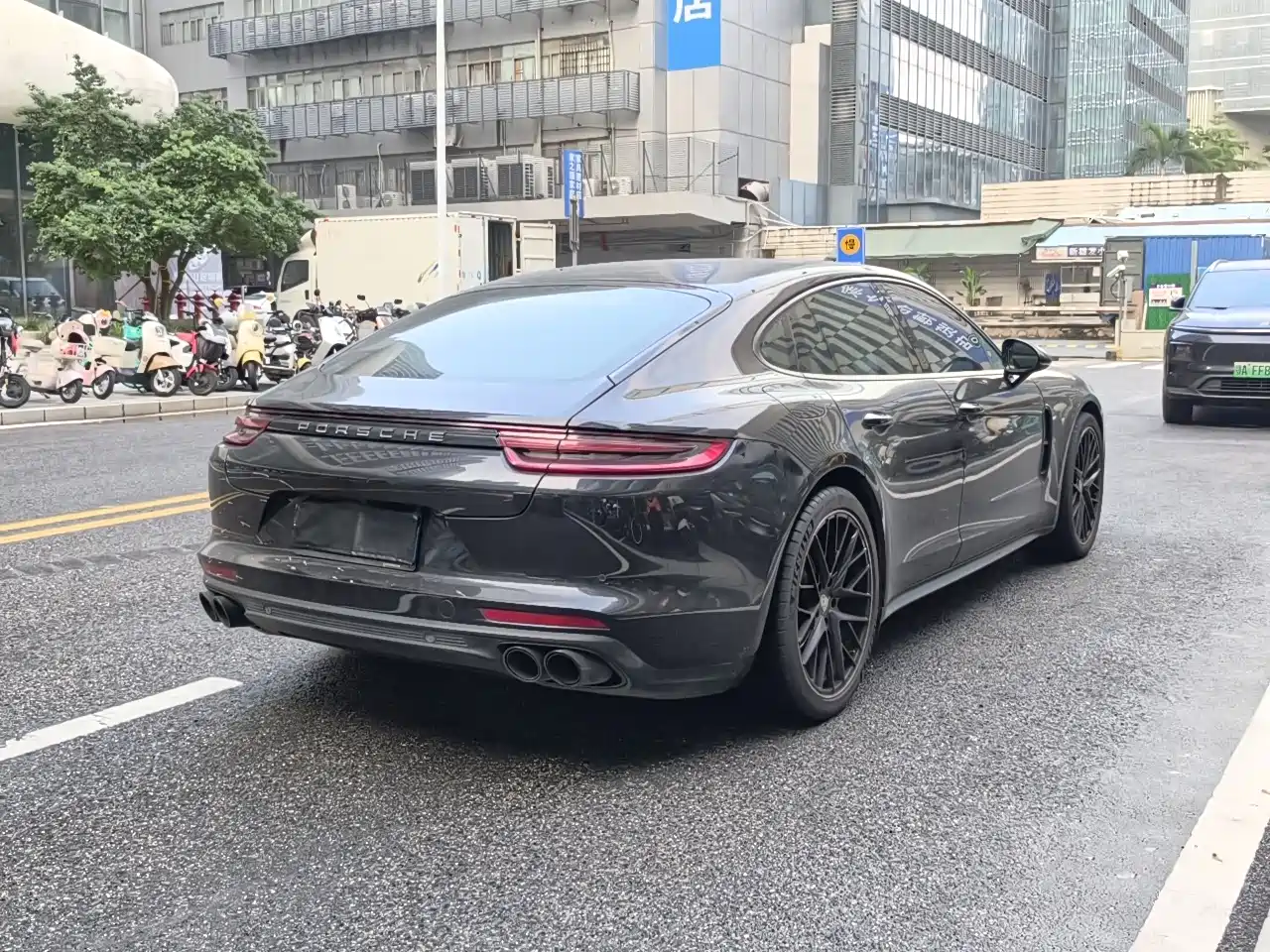 Porsche Panamera 2017 Panamera 3.0T фото 4
