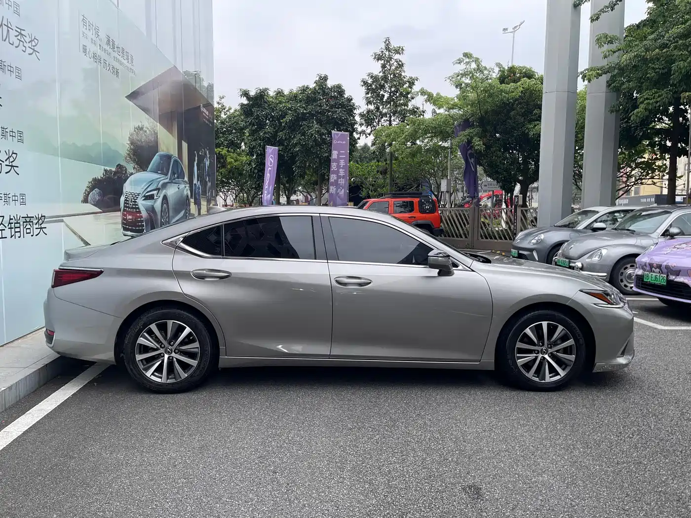 Lexus ES 2018 200 Excellence Edition (China VI) фото 14