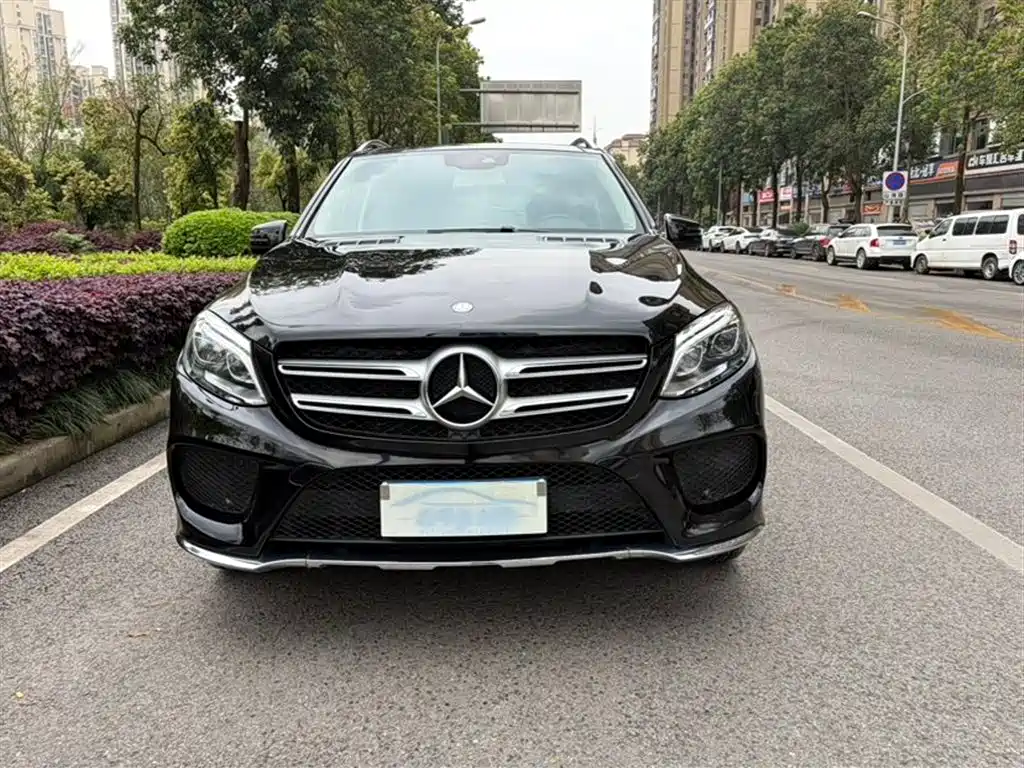 Mercedes-Benz GLE 2017 GLE 400 4MATIC фото 3