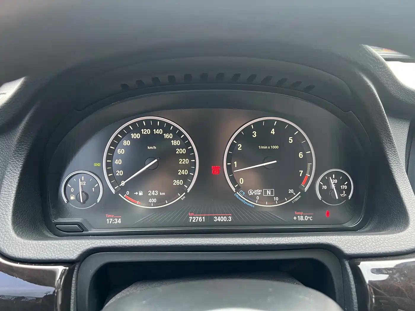 BMW 5 Series GT 2014 535i Leading фото 11