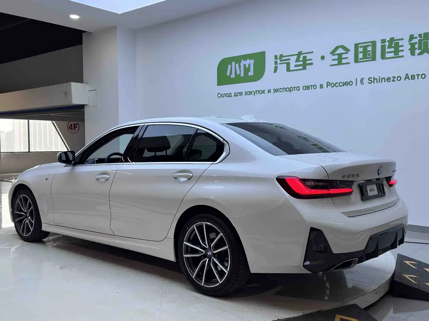BMW 3 Series 2023 320Li M Sport Package фото 5