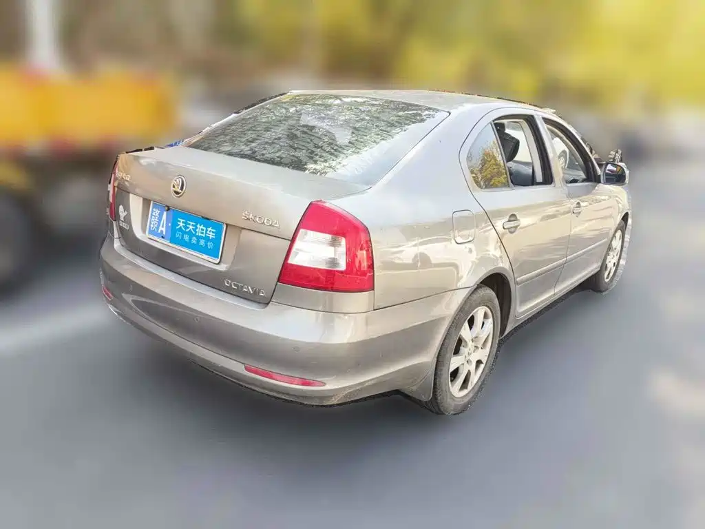 Photo 5 - Škoda Octavia