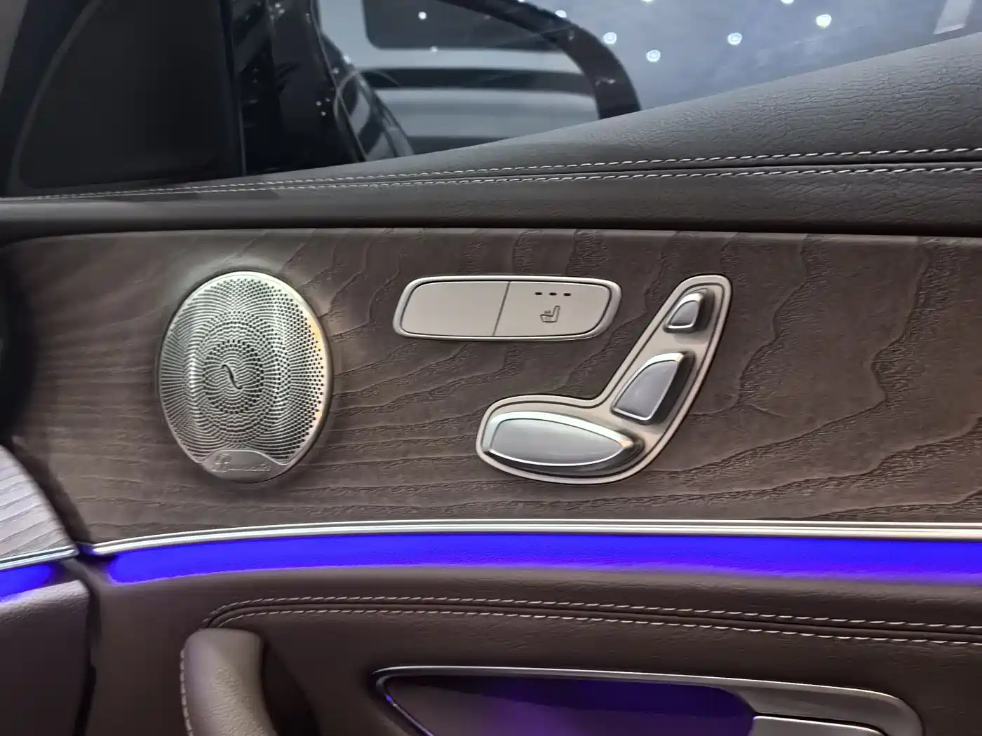 Mercedes-Benz E-Class 2022 Facelift E 300 L Luxury Style фото 8