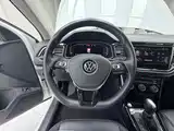 Фото 10 - Volkswagen T-ROC