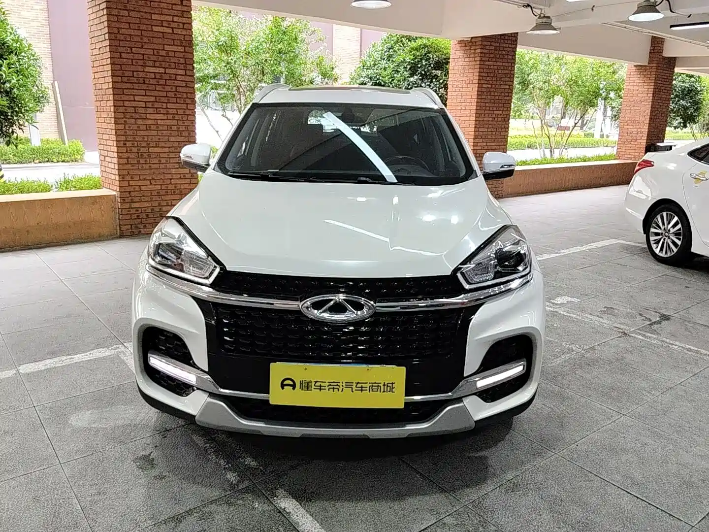Photo 7 - Chery Tiggo 8
