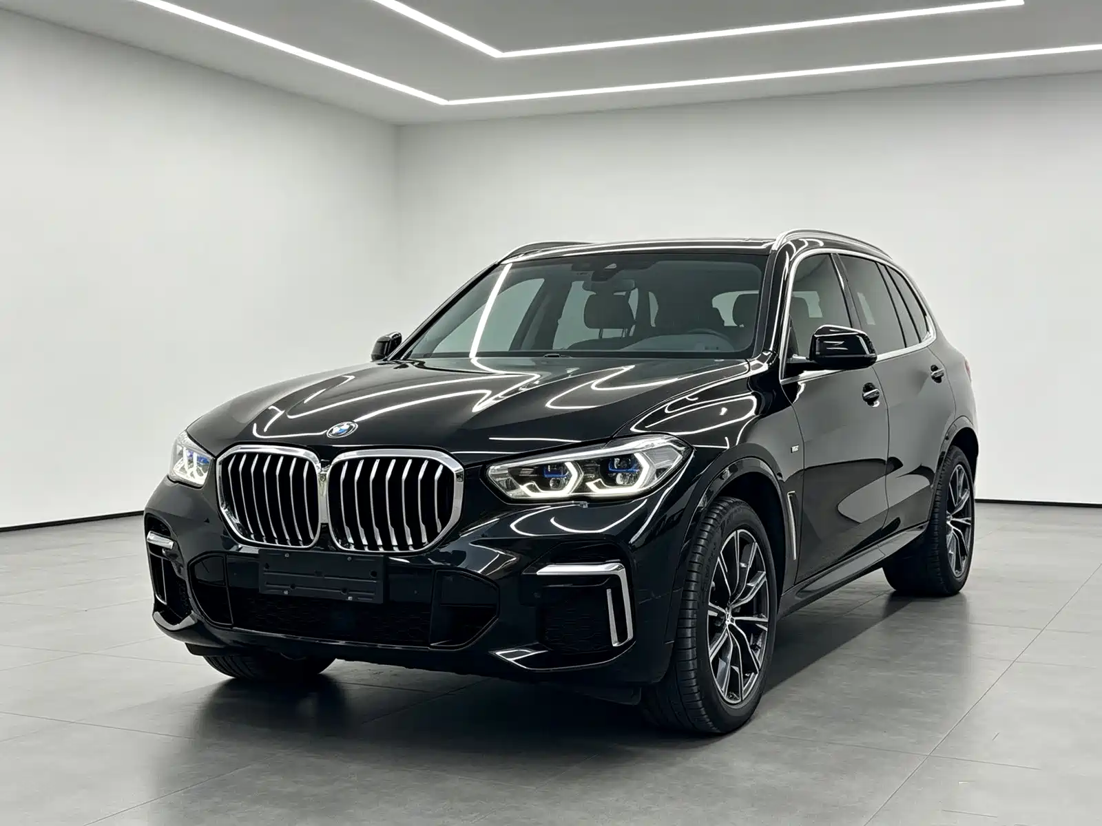 Фото 1 - BMW X5