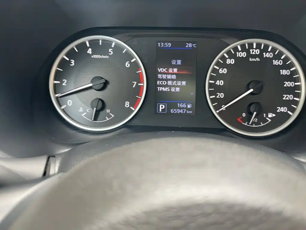 Nissan SYLPHY, миниатюра 6