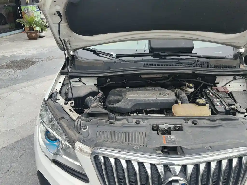 Фото 21 - Buick Encore