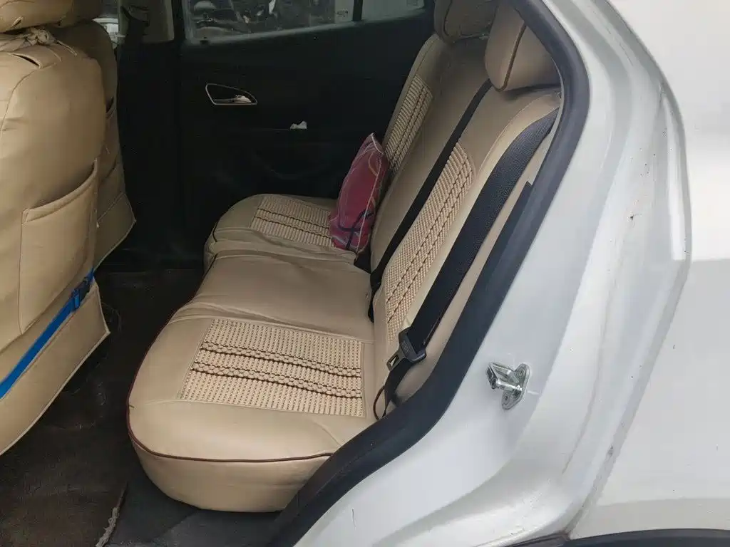Фото 15 - Buick Encore