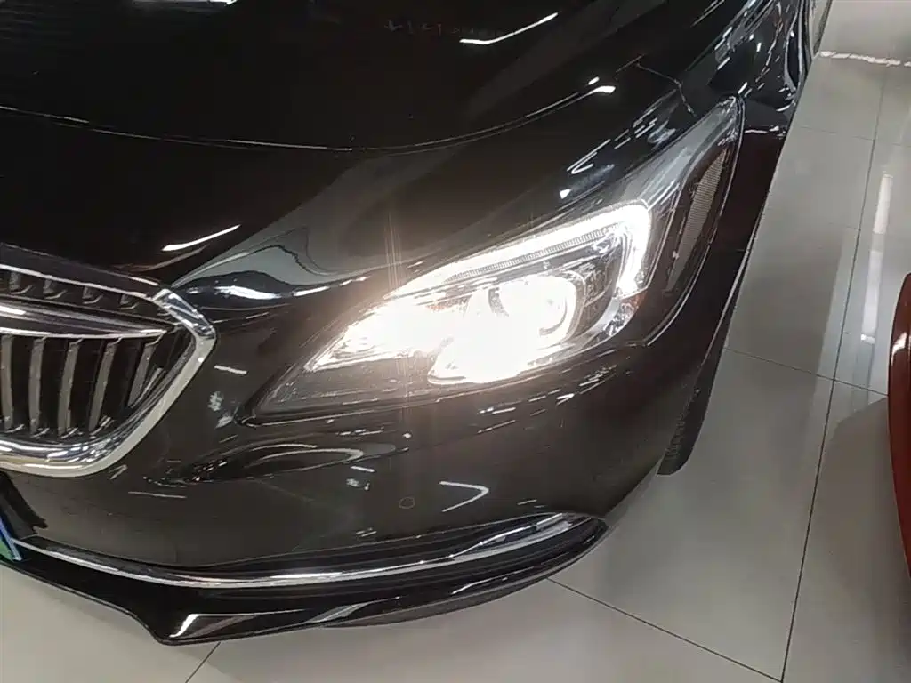 Buick LaCrosse 2016 20T Luxury фото 24