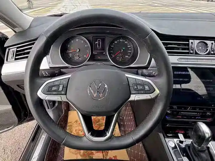 Volkswagen Magotan 2020 330TSI DSG Leading фото 5