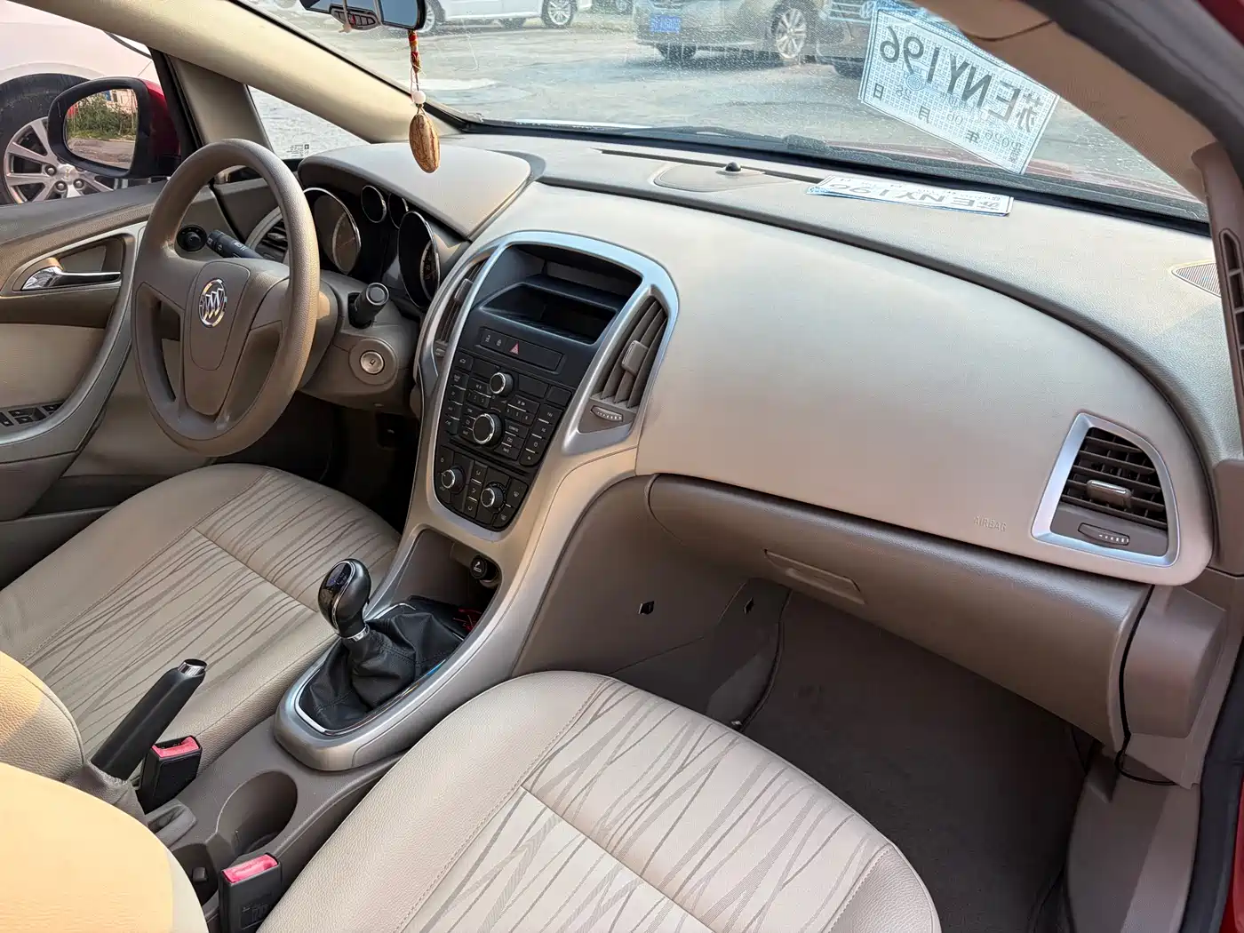 Buick Excelle 2013 Model GT 1.6L Manual Comfort фото 14