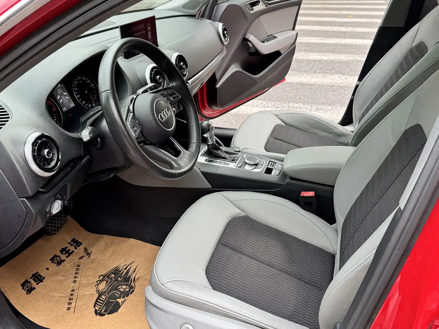 Audi A3 2018 30th Anniversary Sportback 35 TFSI Fashion фото 8