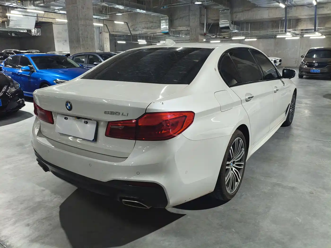 BMW 5 Series 2018 530Li Leading M Sport Package фото 6