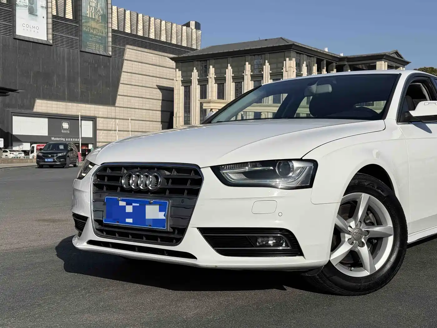 Audi A4L 2013 35 TFSI Automatic Standard фото 3