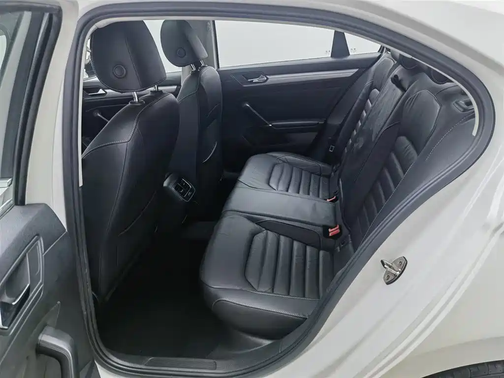 Volkswagen Lamando 2018 280TSI DSG Comfort Edition фото 15