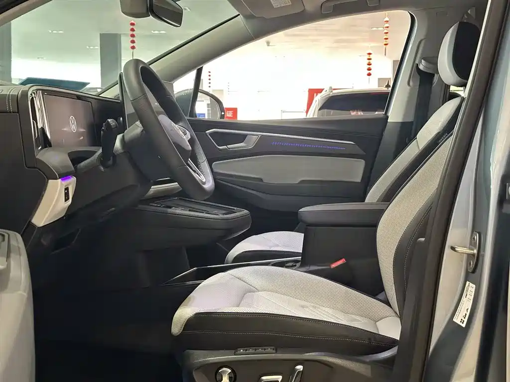 Volkswagen Talagon 2025 450TSI R-Line 6-Seater фото 10