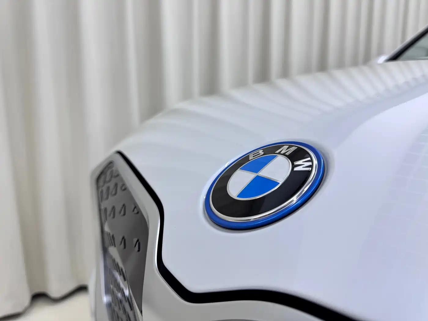BMW iX1 2023 eDrive25L M Sport Package фото 10