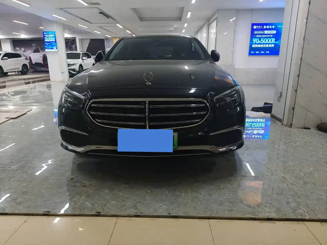 Mercedes-Benz E-Class New Energy 2021 E 350 e L Plug-in Hybrid Sports Sedan фото 2