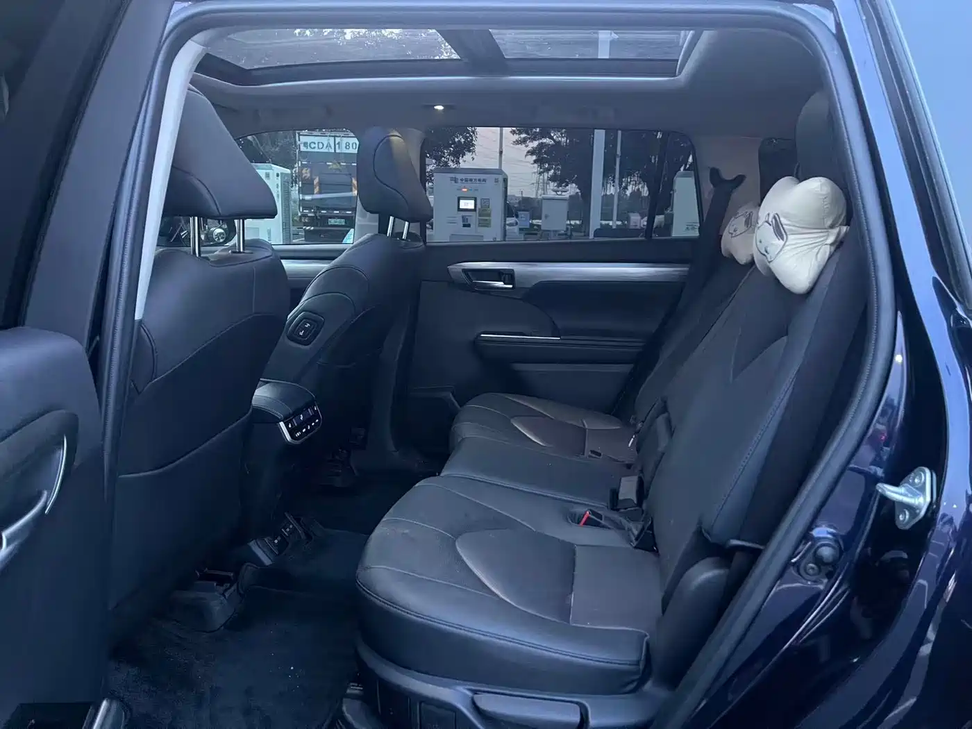 Toyota Highlander 2024 2.5L Smart Hybrid 4WD Ultimate 7-seater фото 5