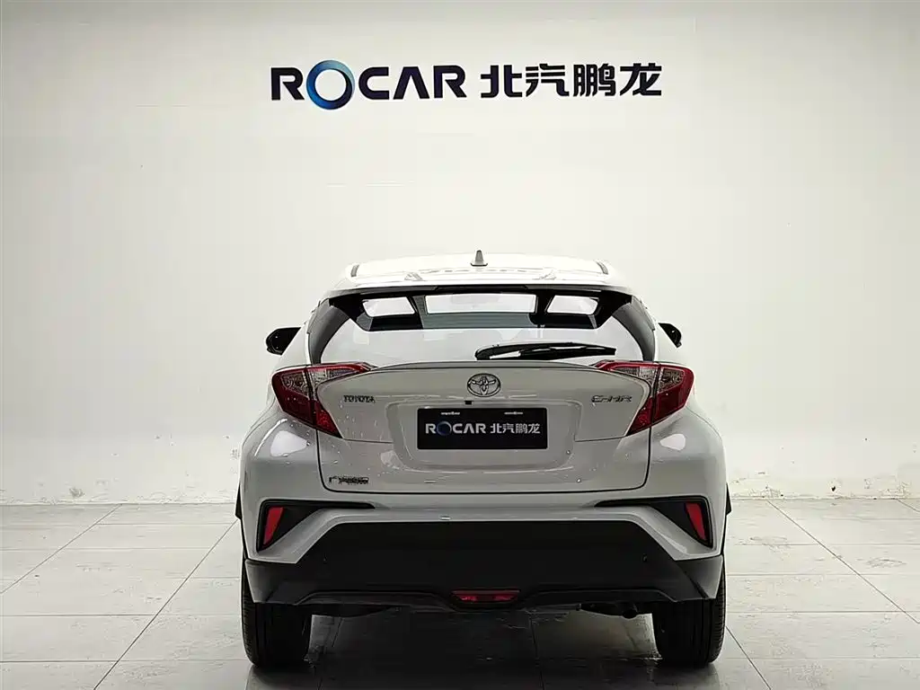 Toyota C-HR 2020 Model 2.0L Leading фото 4