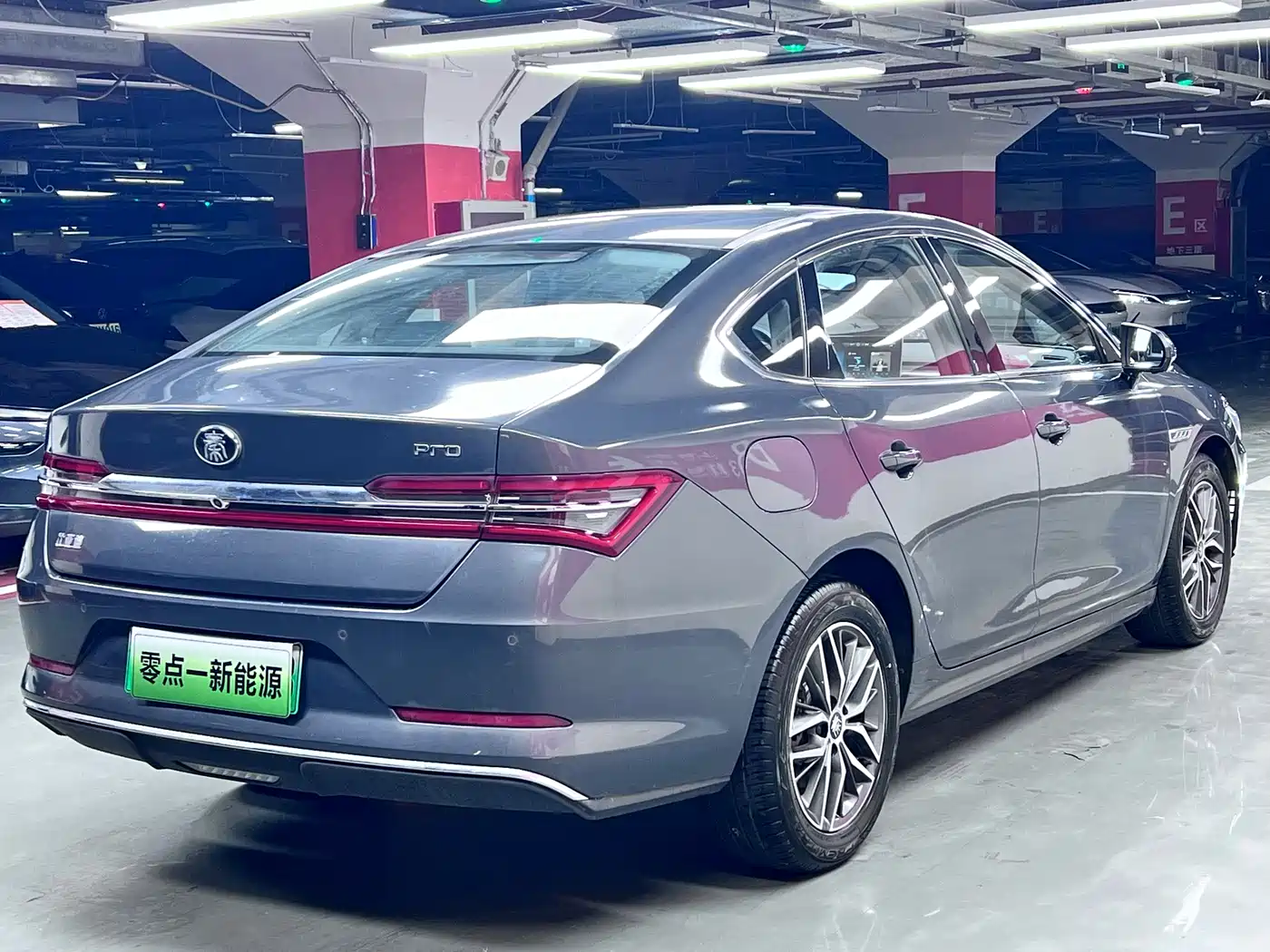 BYD Qin Pro New Energy 2019 EV Super Edition High Power Long Range Smart Connected Pioneer Type фото 10