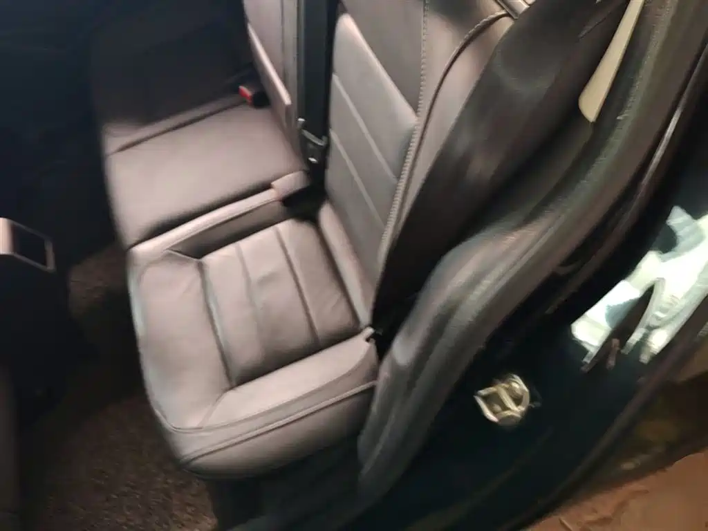 Volkswagen Lavida 2015 230TSI DSG Comfort Edition фото 17