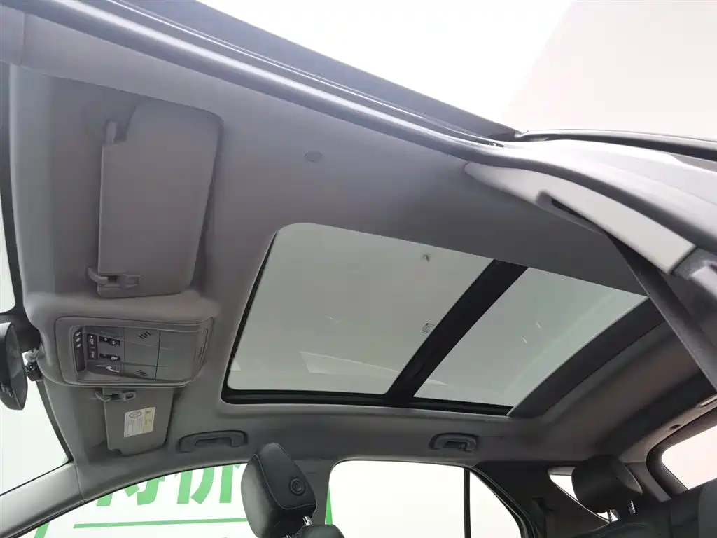 Chevrolet Equinox 2021 535T Yujie Edition фото 14