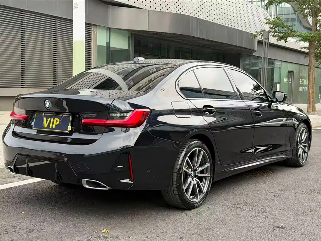 BMW 3 Series 2025 325Li M Sport Package фото 3