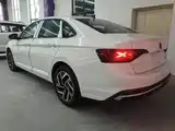 Photo 5 - Volkswagen Sagitar