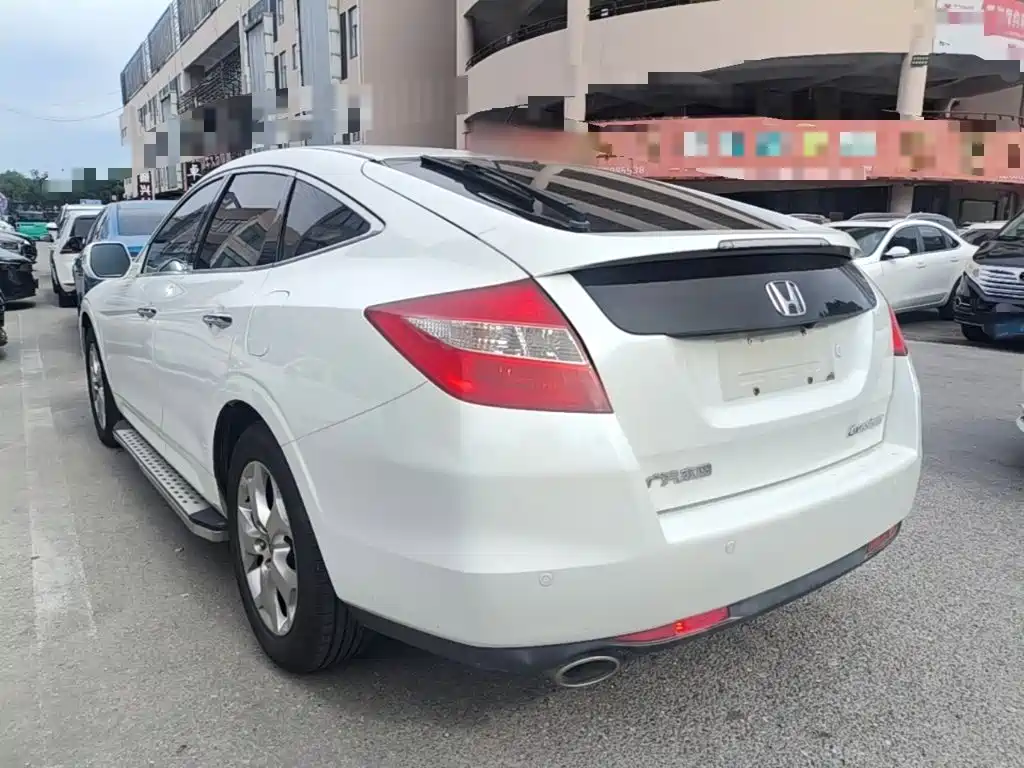 Honda Crosstour 2015 2012 2.4L Luxury Edition