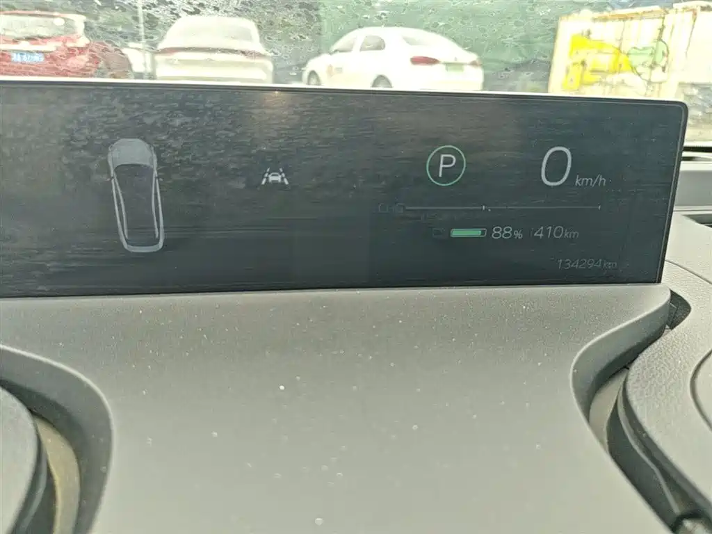 Toyota bZ3 2024 517km Elite PRO фото 12