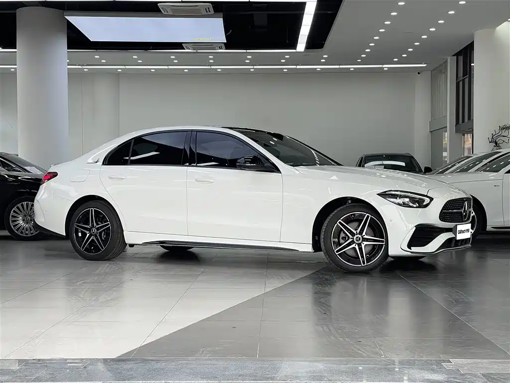 Mercedes-Benz C-Class 2024 Facelift C 260 L Moonlight Sport фото 3