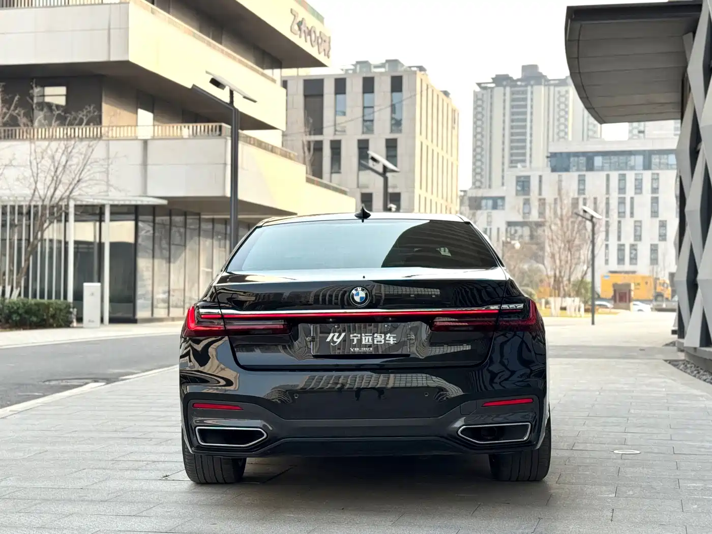 BMW 7 Series 2021 Model 730Li M Sport Package фото 24