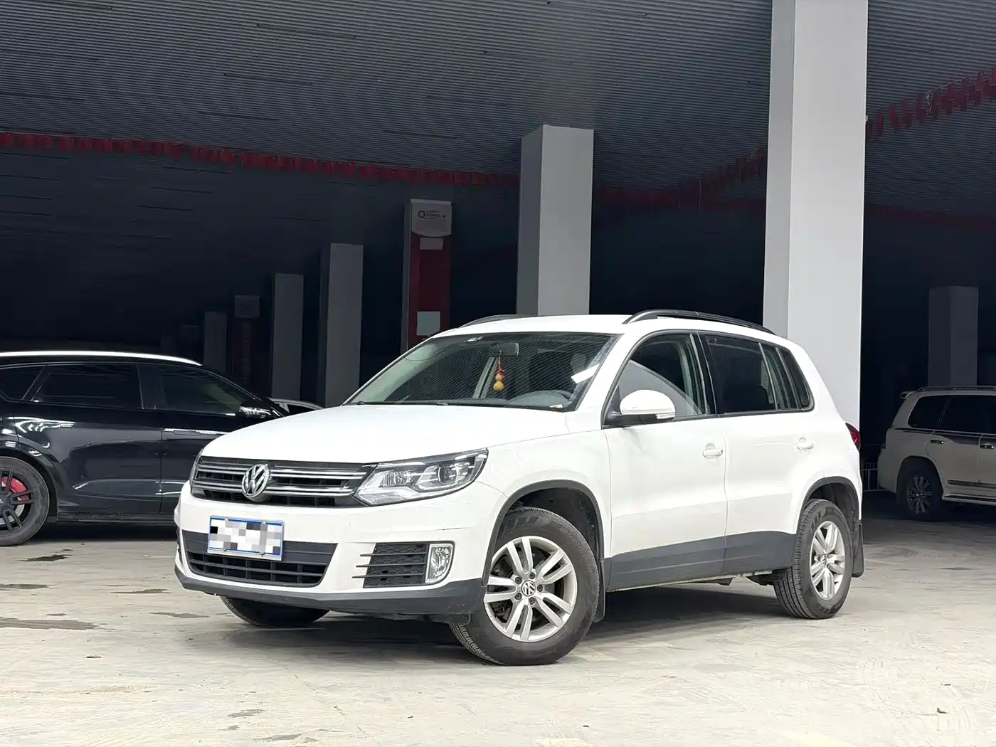 Volkswagen Tiguan 2016 Model 300TSI Automatic 2WD Trend Edition