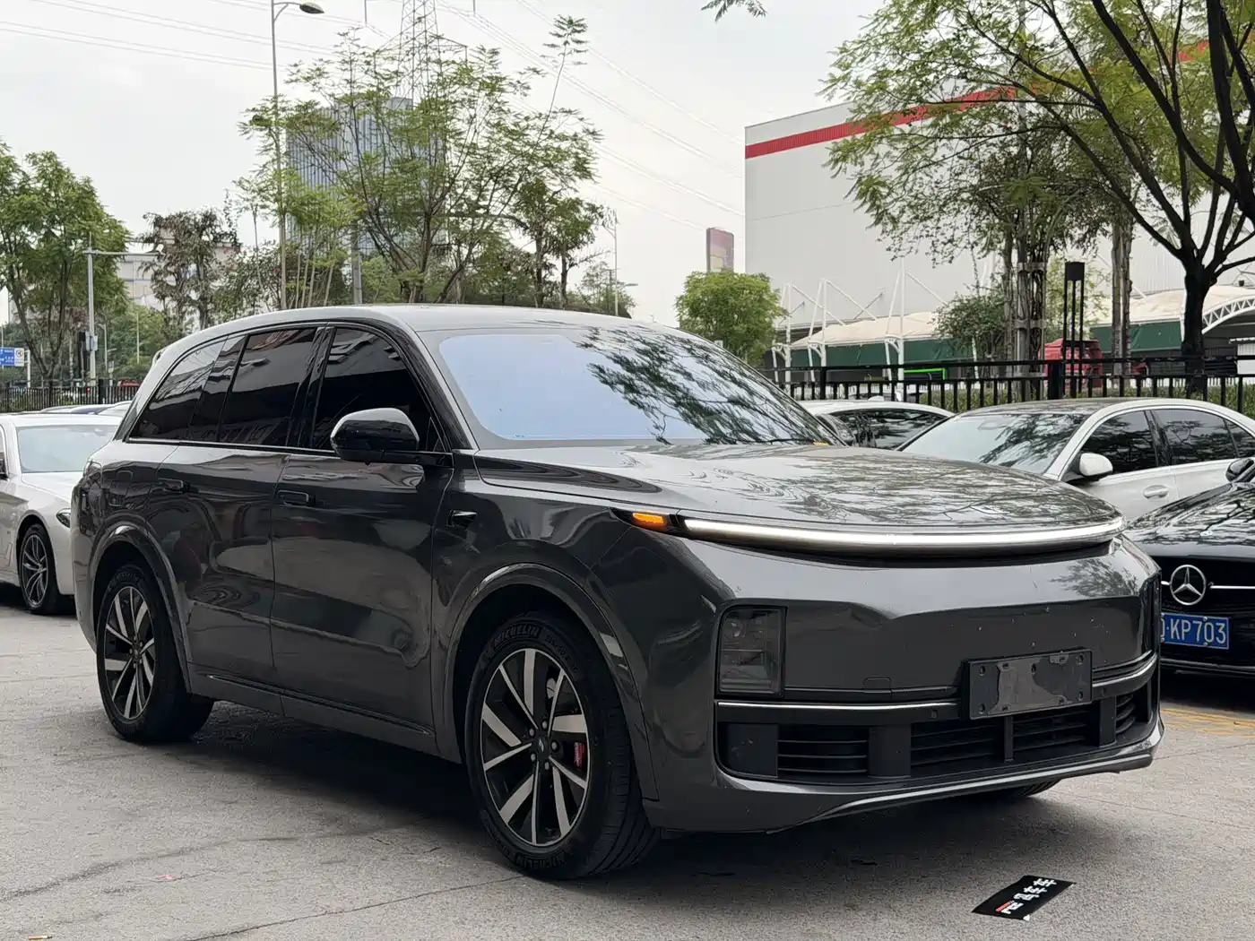 Li Auto Li L8 2023 — пригон из Китая