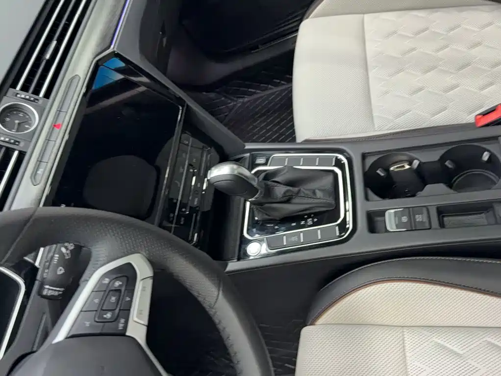 Volkswagen Magotan 2026 2026 Model 30 Million Special Selection 380TSI DSG Luxury